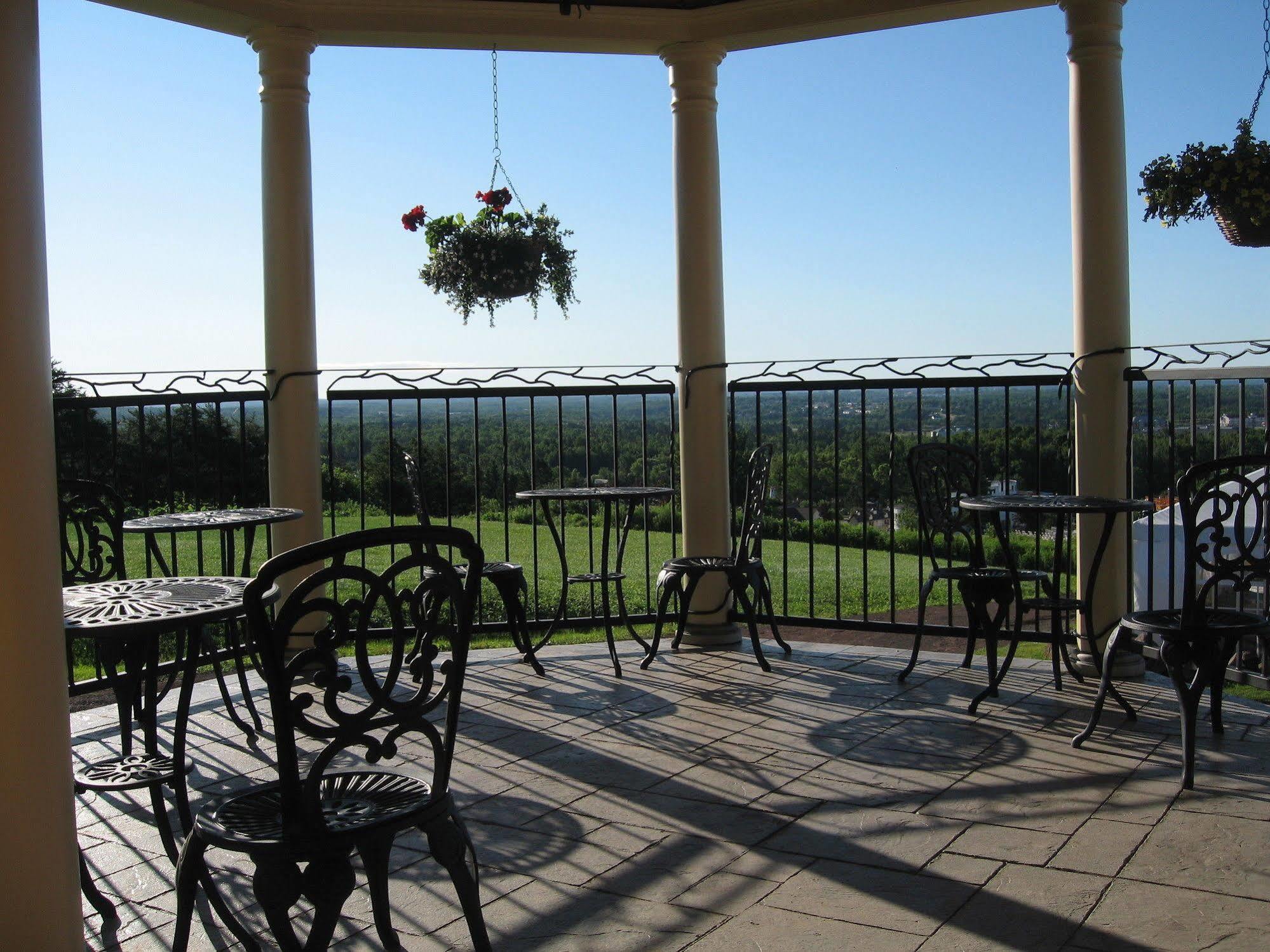Hotel Magnetic Hill Winery Moncton Exteriér fotografie